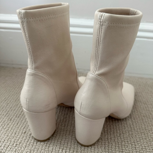 Stuart Weitzman The CARESSA 80 Seashell Stretch Nappa Leather 6.5 M - Picture 7 of 8